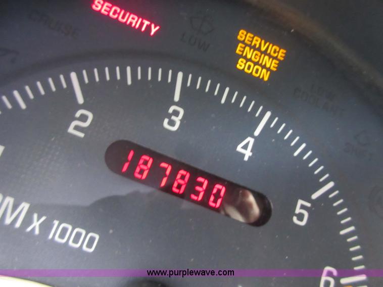 image for item D2462 2000 Pontiac Grand AM SE1