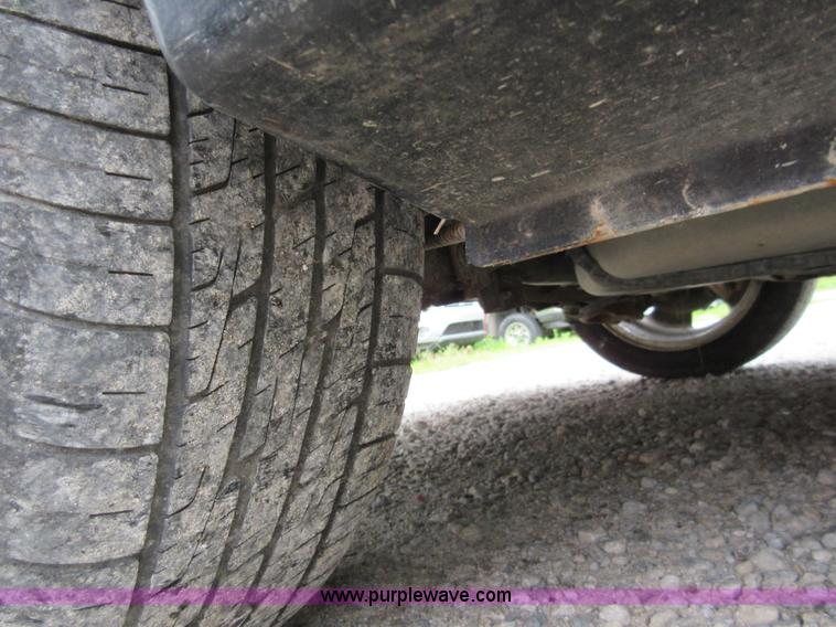 image for item D2463 2005 Ford Focus ZX4