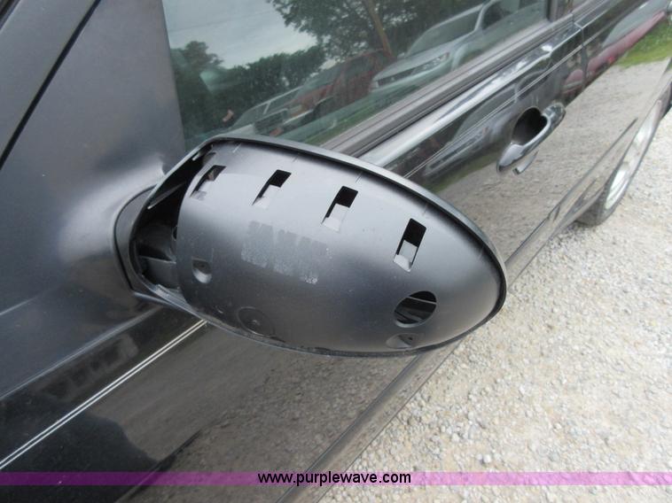 image for item D2463 2005 Ford Focus ZX4