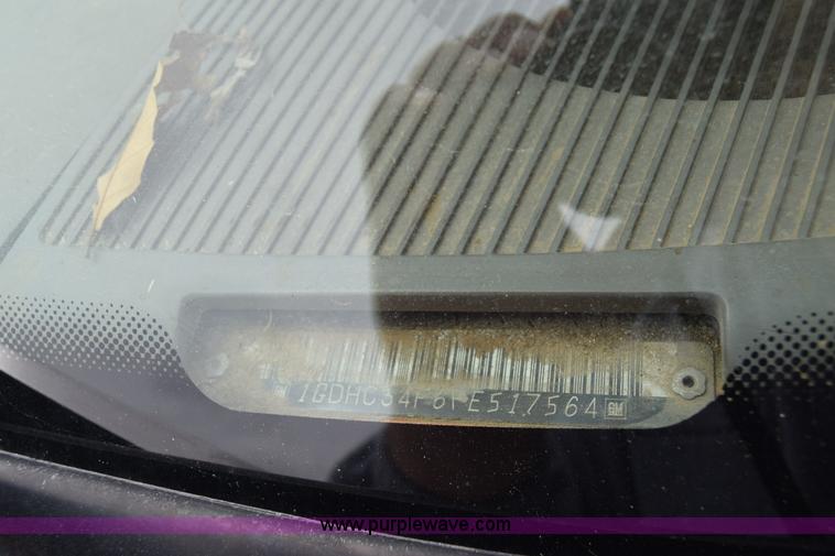 image for item E6393 1993 GMC Sierra 3500 dump bed pickup truck