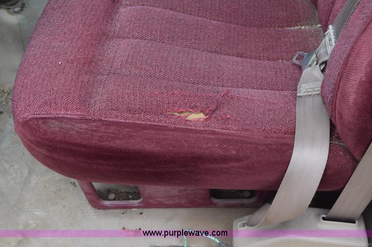 image for item E6393 1993 GMC Sierra 3500 dump bed pickup truck