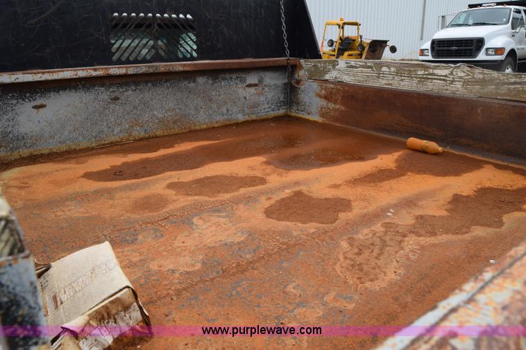 image for item E6393 1993 GMC Sierra 3500 dump bed pickup truck