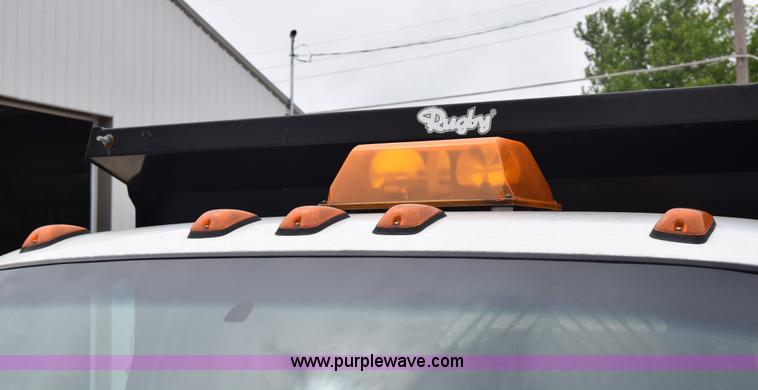 image for item E6393 1993 GMC Sierra 3500 dump bed pickup truck