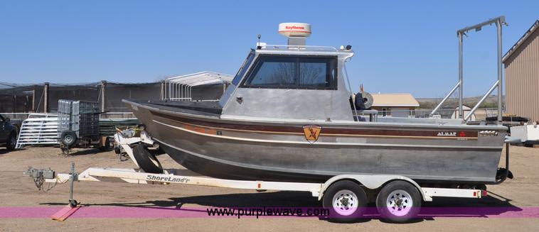 image for item F2462 1993 Almar Sounder 22 jet boat