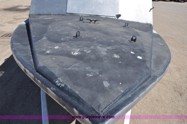 image for item F2462 1993 Almar Sounder 22 jet boat