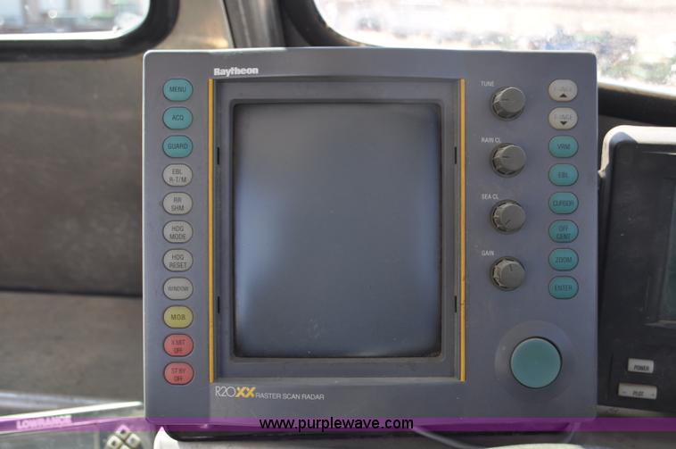 image for item F2462 1993 Almar Sounder 22 jet boat