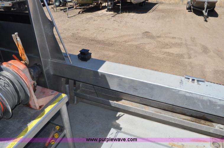 image for item F2462 1993 Almar Sounder 22 jet boat