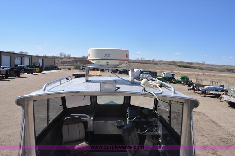 image for item F2462 1993 Almar Sounder 22 jet boat