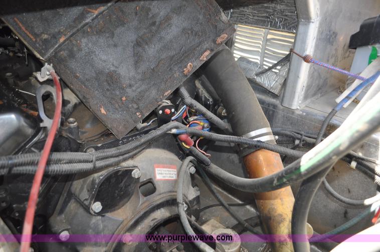 image for item F2462 1993 Almar Sounder 22 jet boat