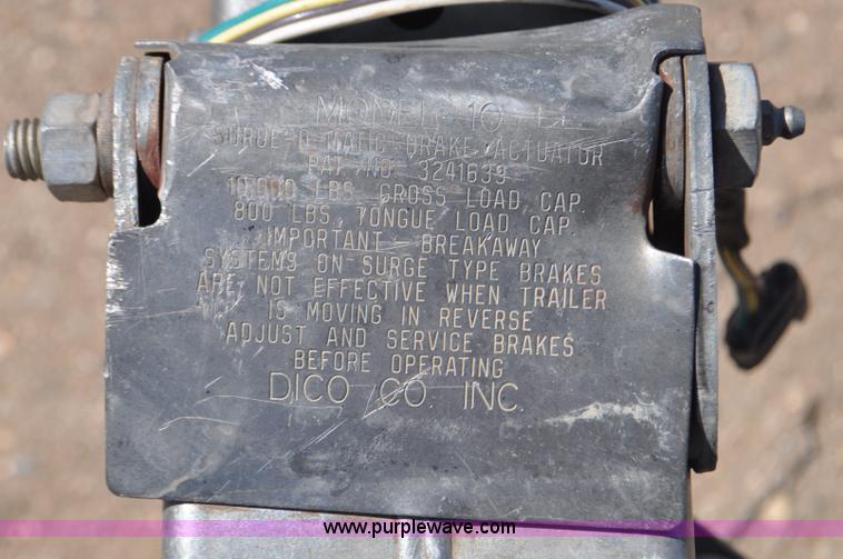 image for item F2462 1993 Almar Sounder 22 jet boat