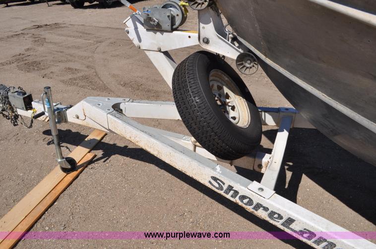 image for item F2462 1993 Almar Sounder 22 jet boat