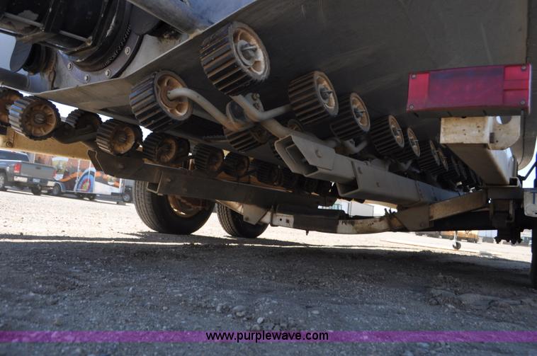 image for item F2462 1993 Almar Sounder 22 jet boat