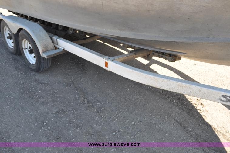 image for item F2462 1993 Almar Sounder 22 jet boat