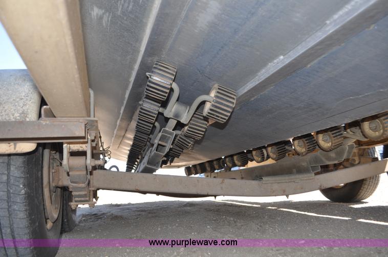 image for item F2462 1993 Almar Sounder 22 jet boat