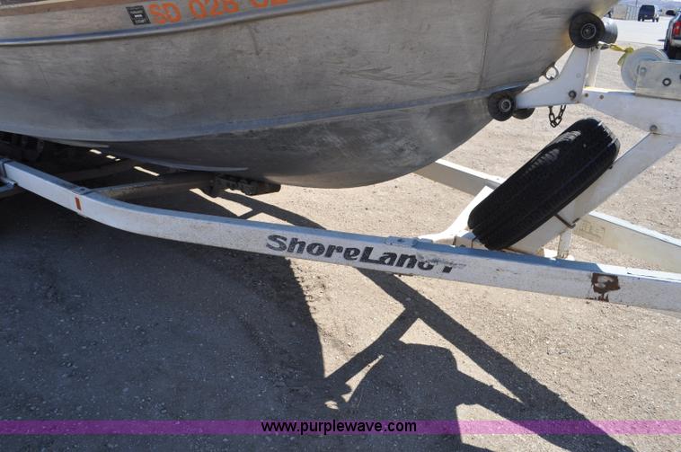 image for item F2462 1993 Almar Sounder 22 jet boat