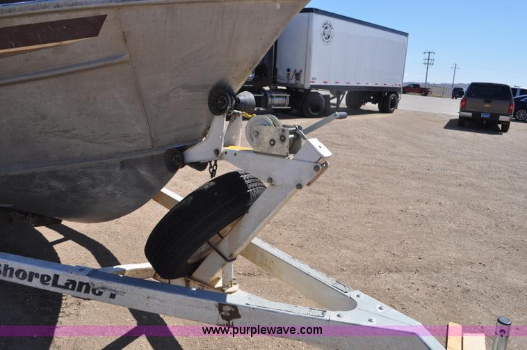 image for item F2462 1993 Almar Sounder 22 jet boat