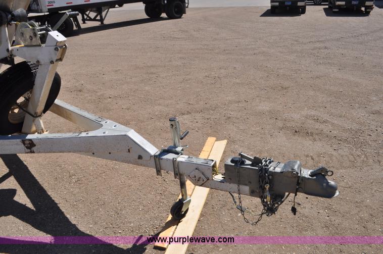 image for item F2462 1993 Almar Sounder 22 jet boat