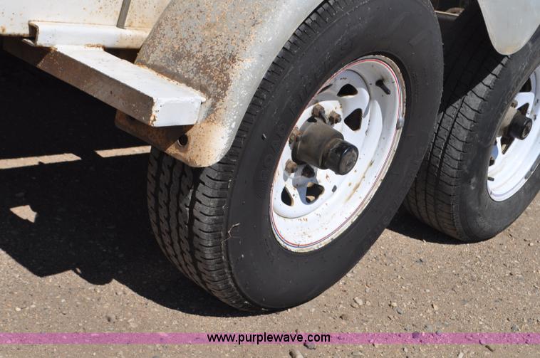 image for item F2462 1993 Almar Sounder 22 jet boat