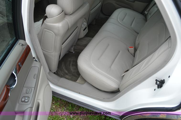 image for item G3506 2000 Cadillac DeVille