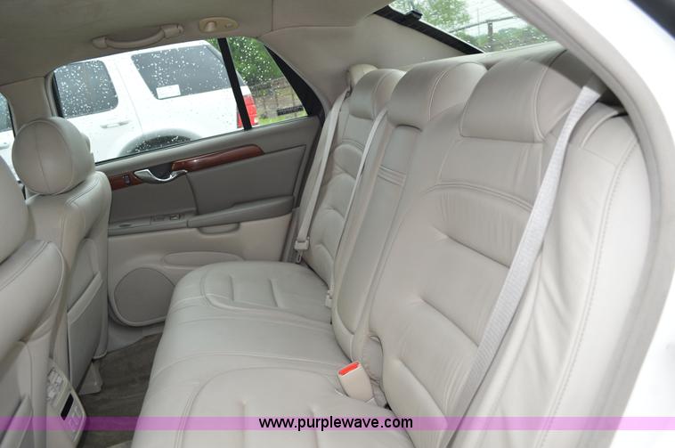 image for item G3506 2000 Cadillac DeVille