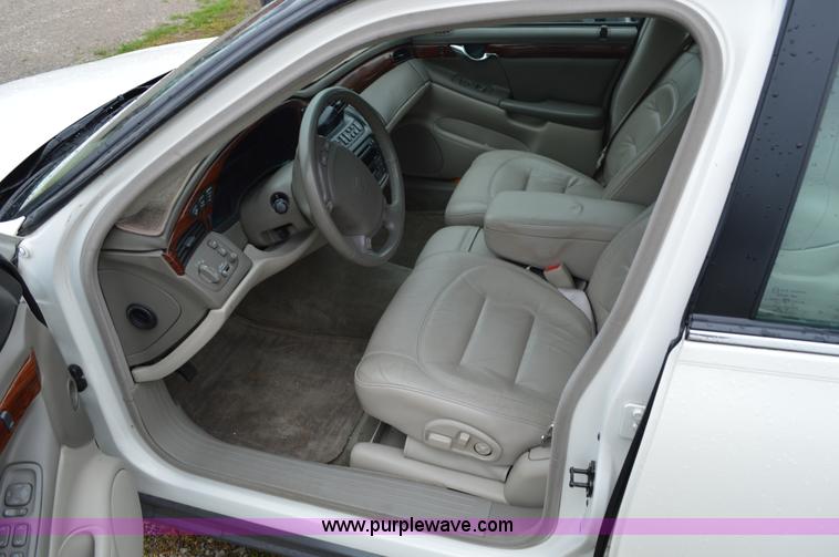 image for item G3506 2000 Cadillac DeVille