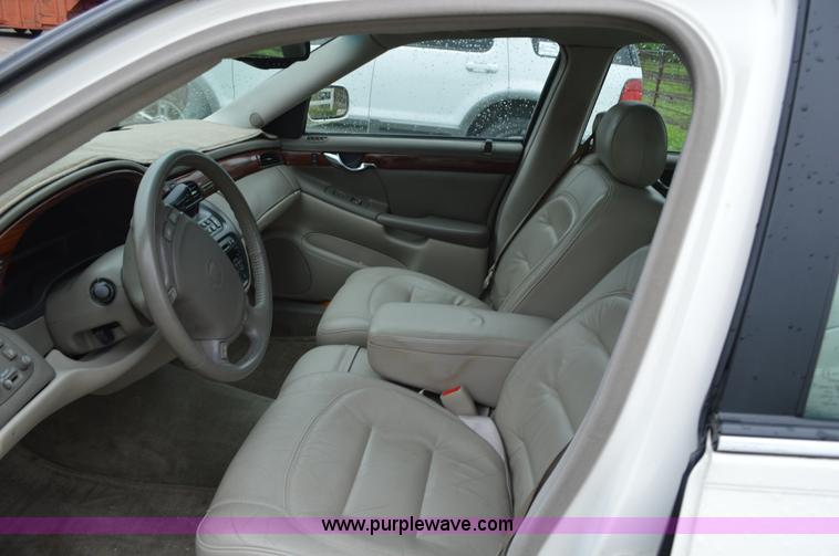 image for item G3506 2000 Cadillac DeVille