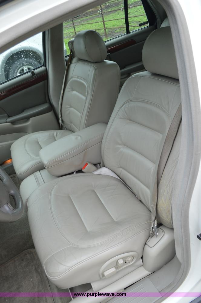 image for item G3506 2000 Cadillac DeVille