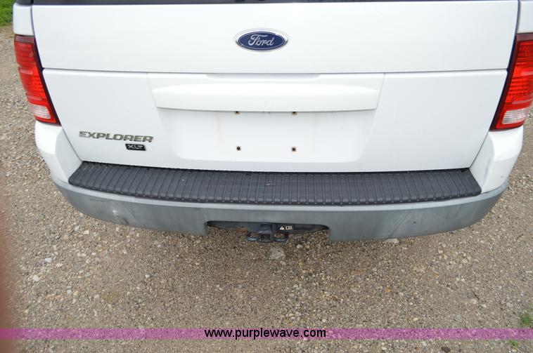 image for item G3507 2002 Ford Explorer SUV