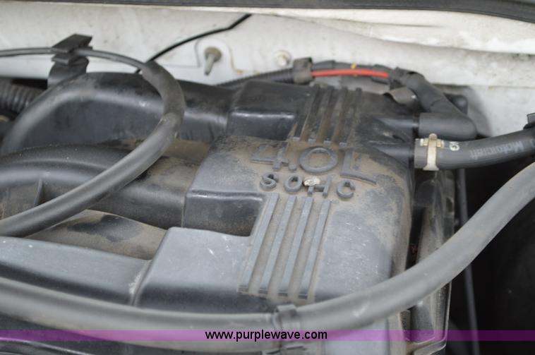 image for item G3507 2002 Ford Explorer SUV