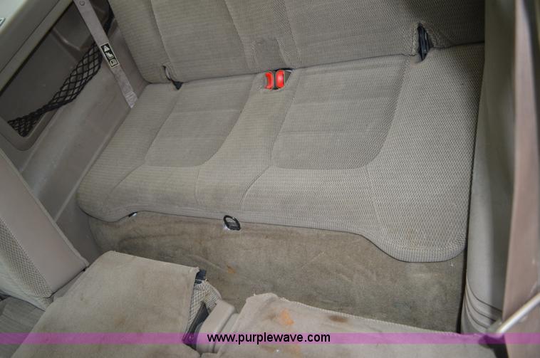 image for item G3507 2002 Ford Explorer SUV