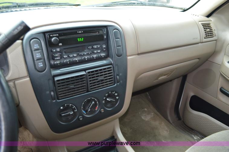 image for item G3507 2002 Ford Explorer SUV
