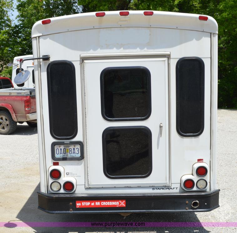 image for item G3579 2008 Ford E350 Super Duty Starcraft bus
