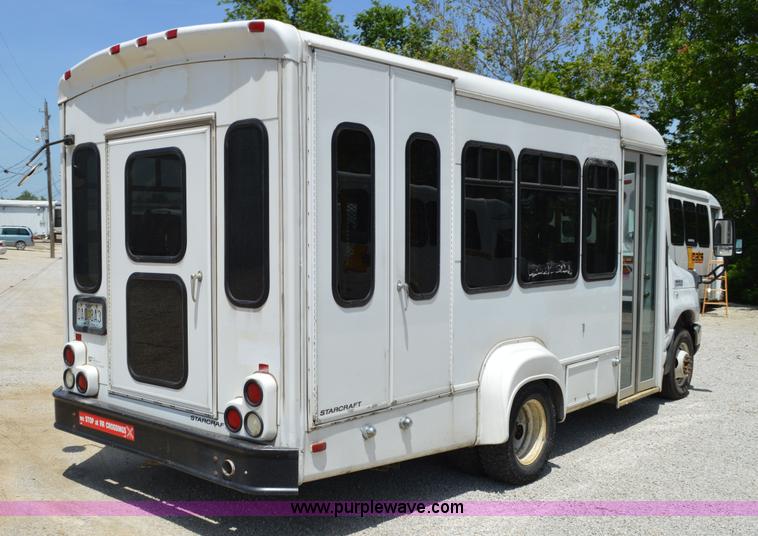 image for item G3579 2008 Ford E350 Super Duty Starcraft bus
