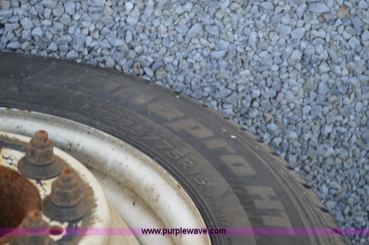 image for item G3579 2008 Ford E350 Super Duty Starcraft bus