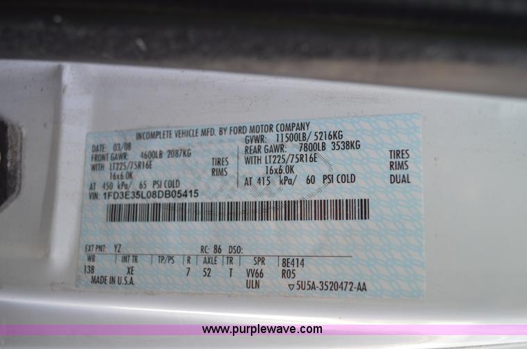 image for item G3579 2008 Ford E350 Super Duty Starcraft bus