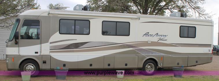 image for item H1534 1999 Ford F53 Pace Arrow RV