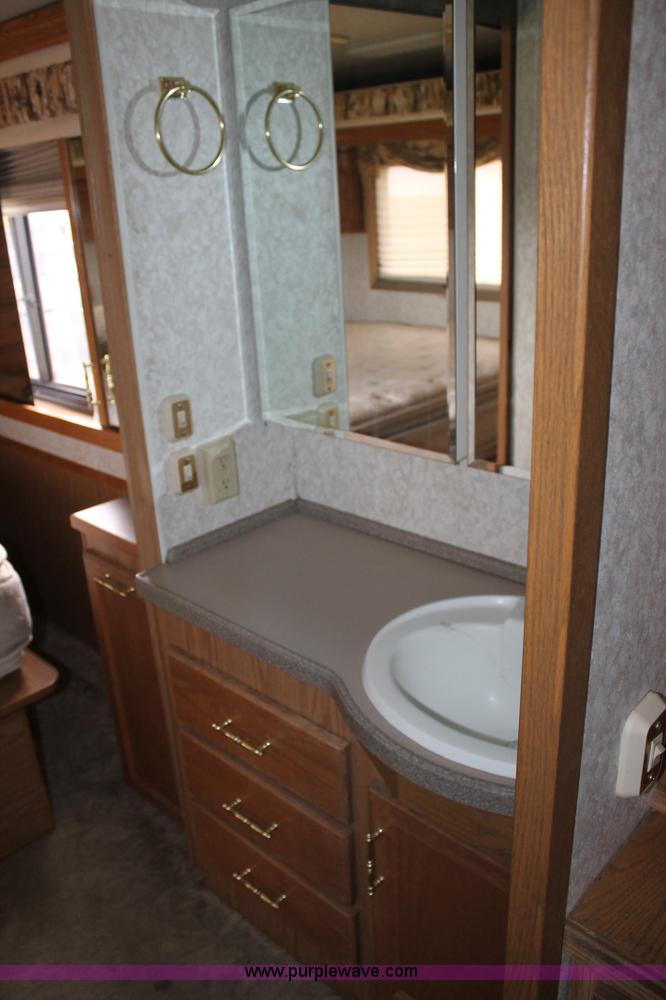 image for item H1534 1999 Ford F53 Pace Arrow RV