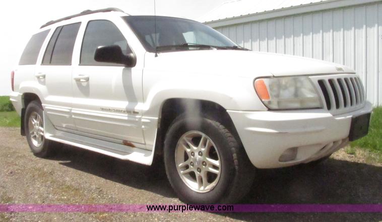 image for item H4636 1999 Jeep Grand Cherokee Limited SUV