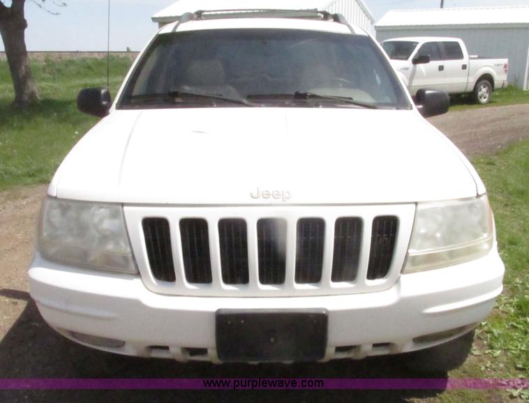 image for item H4636 1999 Jeep Grand Cherokee Limited SUV