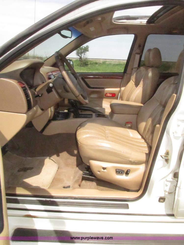 image for item H4636 1999 Jeep Grand Cherokee Limited SUV