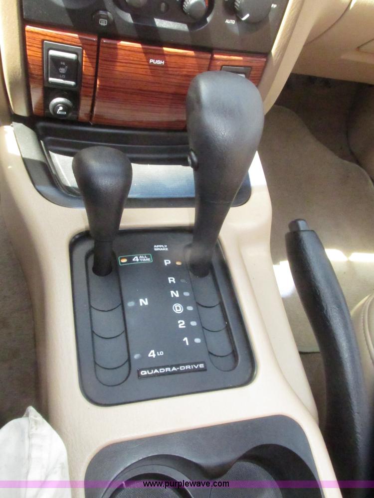 image for item H4636 1999 Jeep Grand Cherokee Limited SUV