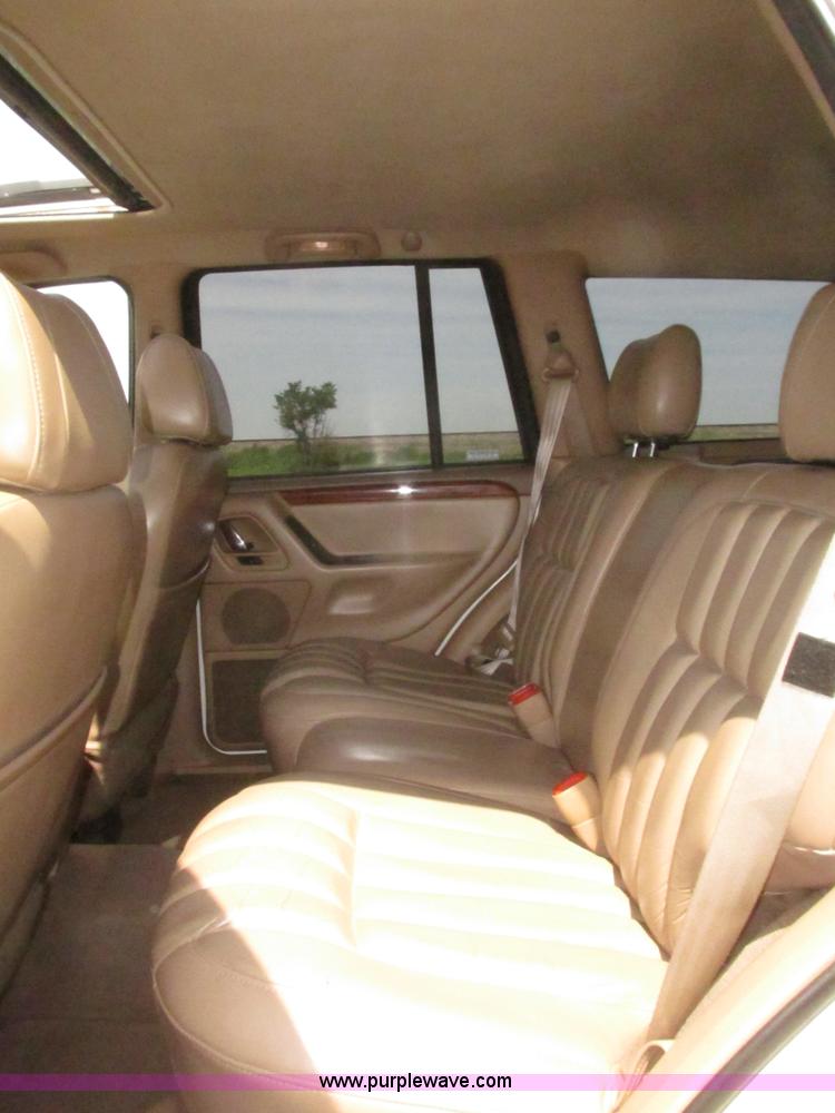 image for item H4636 1999 Jeep Grand Cherokee Limited SUV