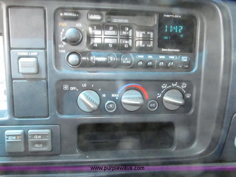 image for item H4637 1996 Chevrolet Silverado 1500 Ext. Cab pickup truck