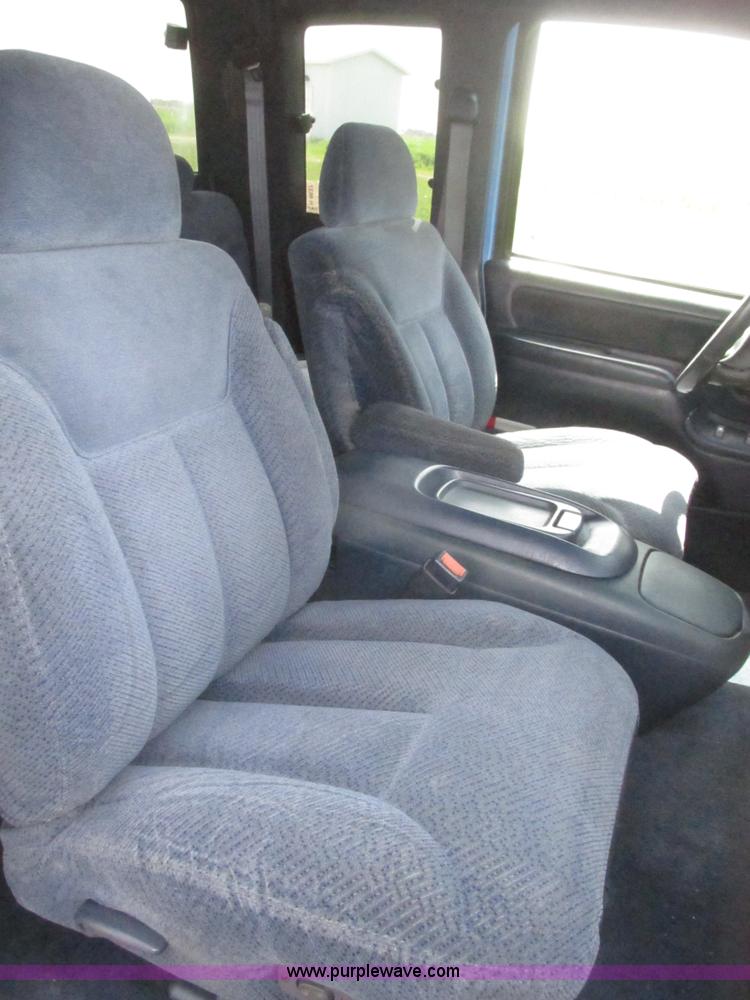 image for item H4637 1996 Chevrolet Silverado 1500 Ext. Cab pickup truck