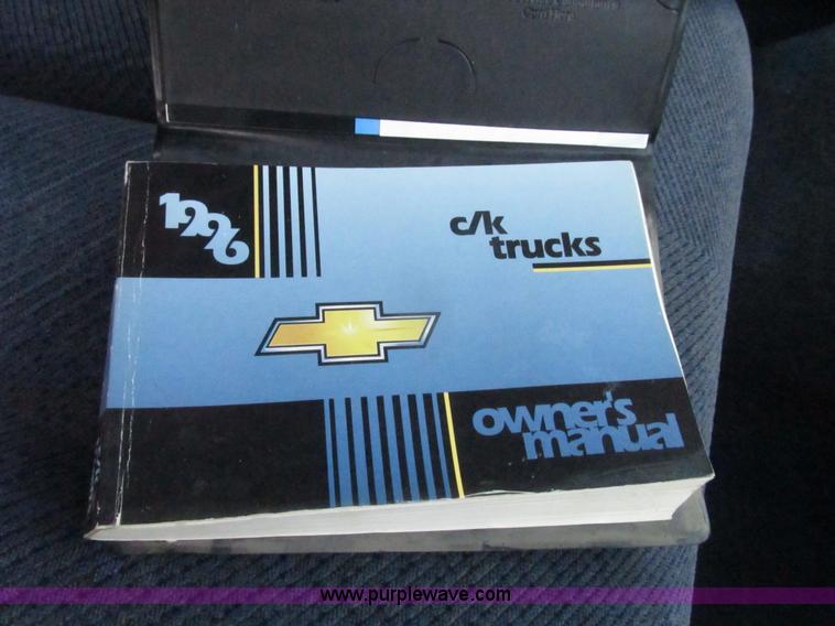 image for item H4637 1996 Chevrolet Silverado 1500 Ext. Cab pickup truck