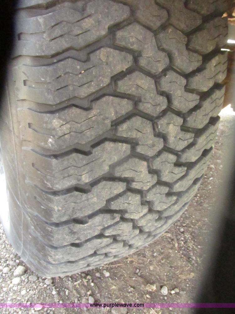 image for item H4637 1996 Chevrolet Silverado 1500 Ext. Cab pickup truck