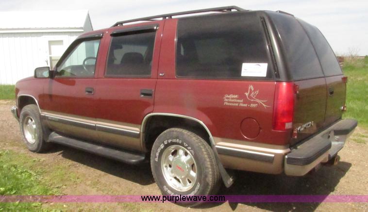 image for item H4638 1998 GMC Yukon SLE SUV