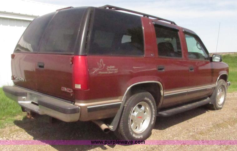 image for item H4638 1998 GMC Yukon SLE SUV