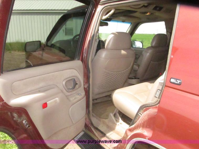 image for item H4638 1998 GMC Yukon SLE SUV