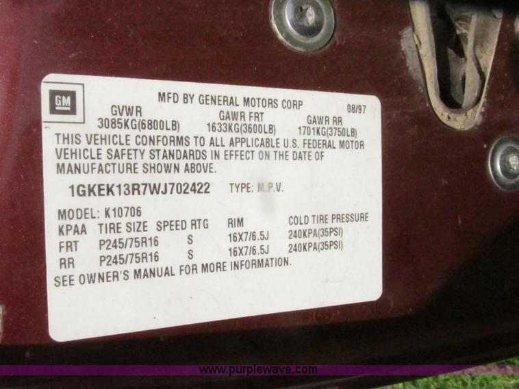 image for item H4638 1998 GMC Yukon SLE SUV